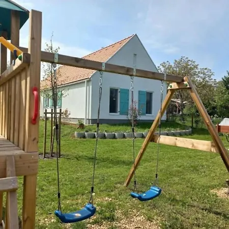 Csoepphaz Holiday home Balatonkenese