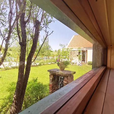 Csöppház Casa vacanze Balatonkenese